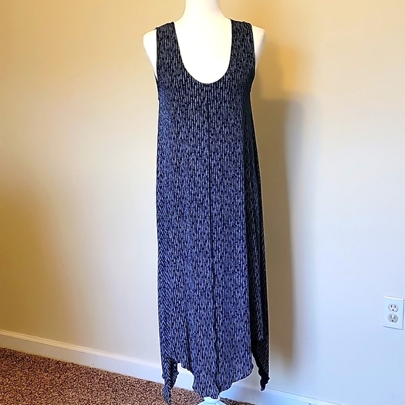 Lee Andersen 2-piece Dress - Picture 3 of 6